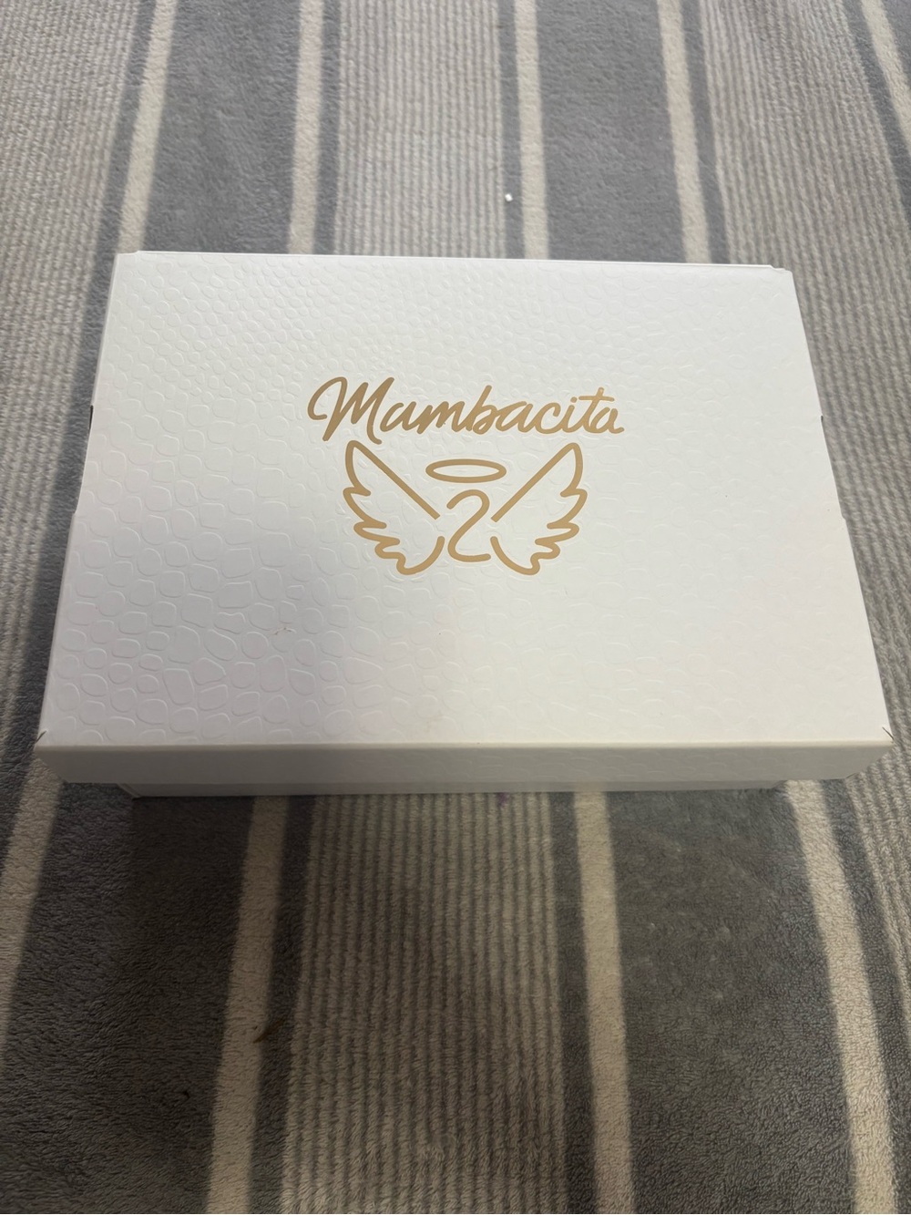 Nike White & Gold Kids Sneakers Box